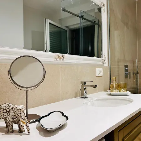 Gianni - Lux Vienna - 5 Stars Appartamento Laurana